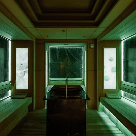 Aquaperla Hotel & Spa Chisinau Ngoại thất bức ảnh