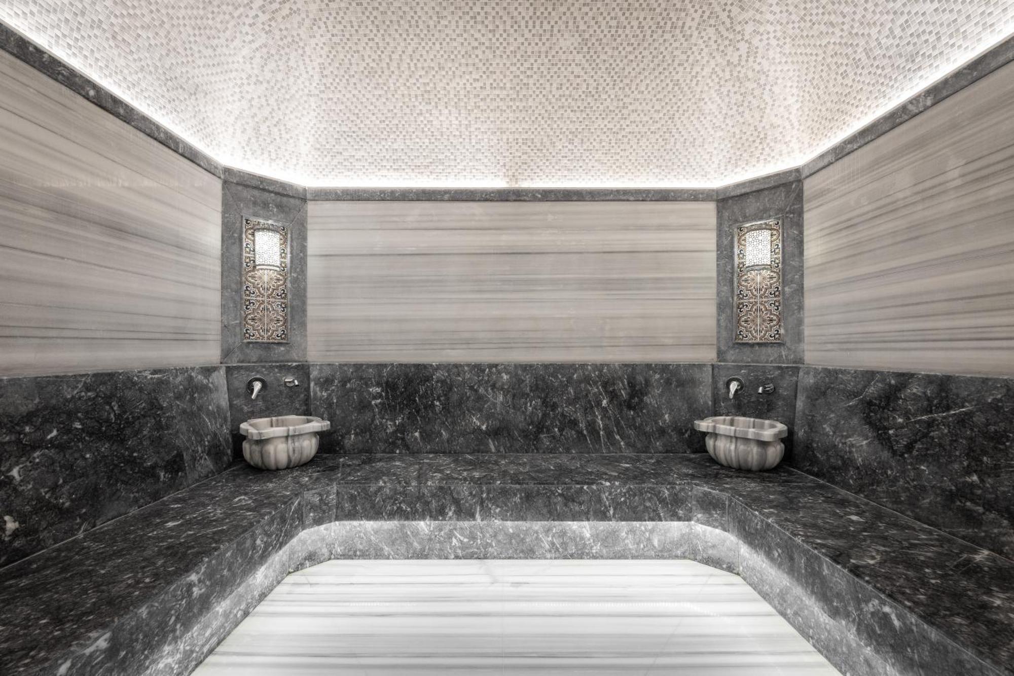 Aquaperla Hotel & Spa Chisinau Ngoại thất bức ảnh